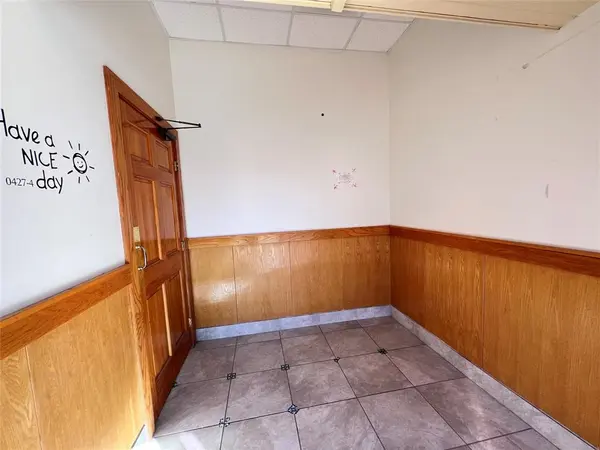 715 Conrad Hilton Boulevard #1, Cisco, TX 76437