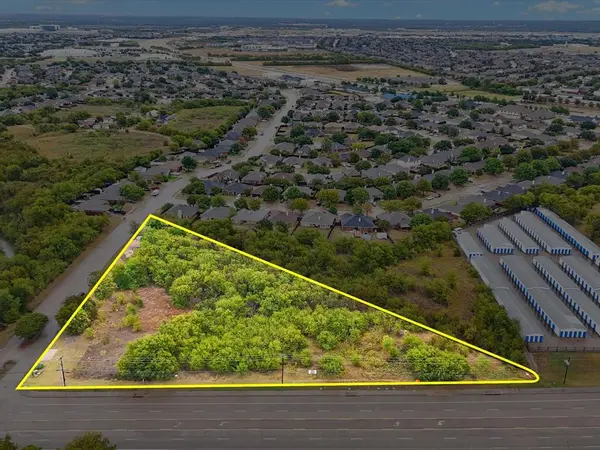 713 S Crowley Road, Crowley, TX 76036