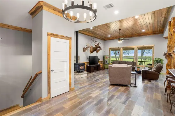 409 Brindley Road, Maypearl, TX 76064