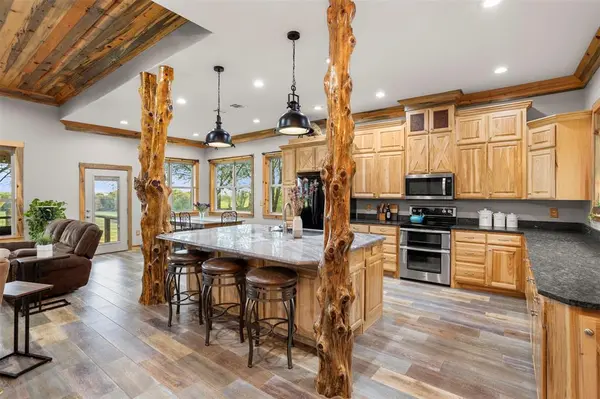 409 Brindley Road, Maypearl, TX 76064