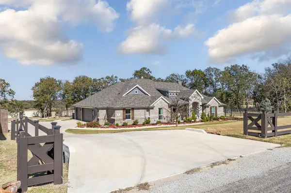 408 Herb Stephens Jr Way, Springtown, TX 76082