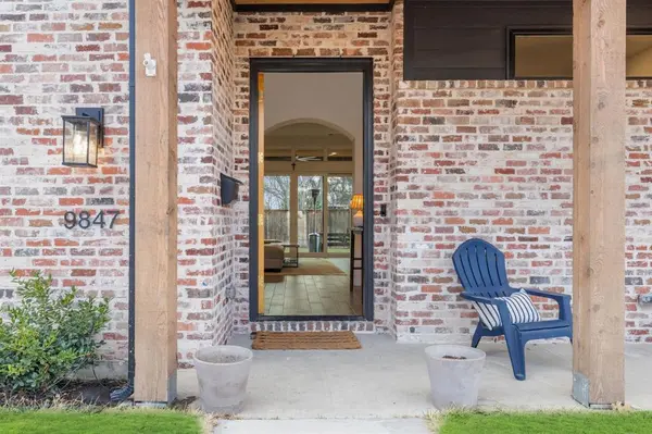 9847 Mixon Drive, Dallas, TX 75220