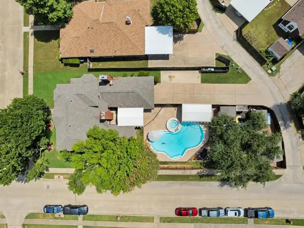 2600 Bowie Drive, Mesquite, TX 75181