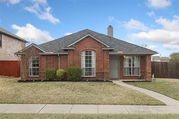 807 Squire Court,  Allen,  TX 75002