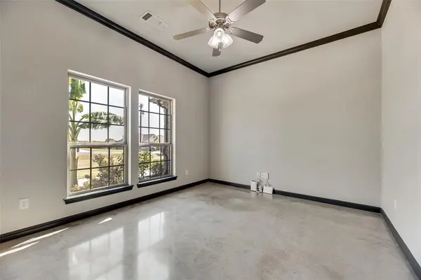 416 Christian Way, Azle, TX 76020