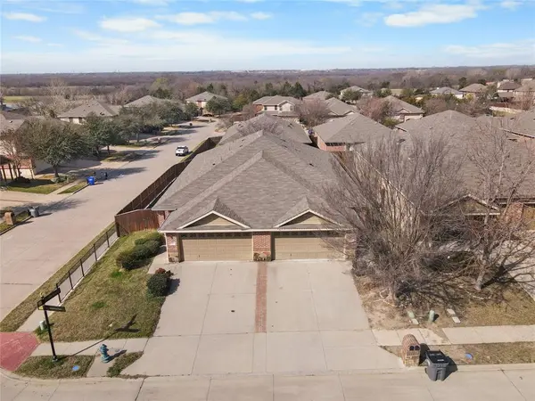 363 Armstrong Lane, Lavon, TX 75166