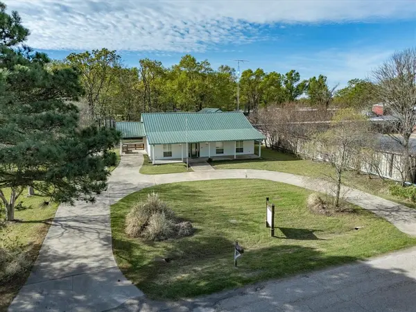 202 County Road 1558, Alba, TX 75410