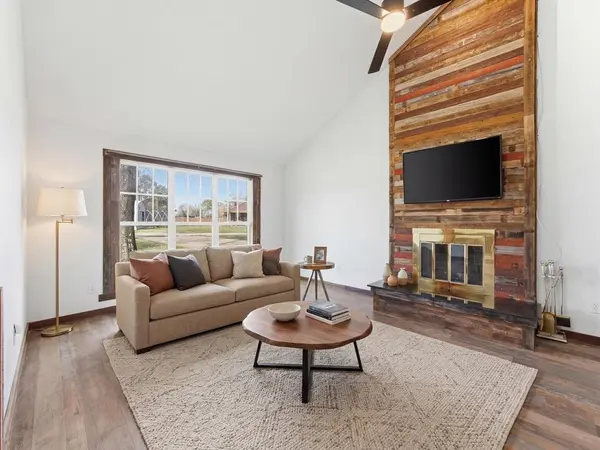 116 County Road 1559, Alba, TX 75410