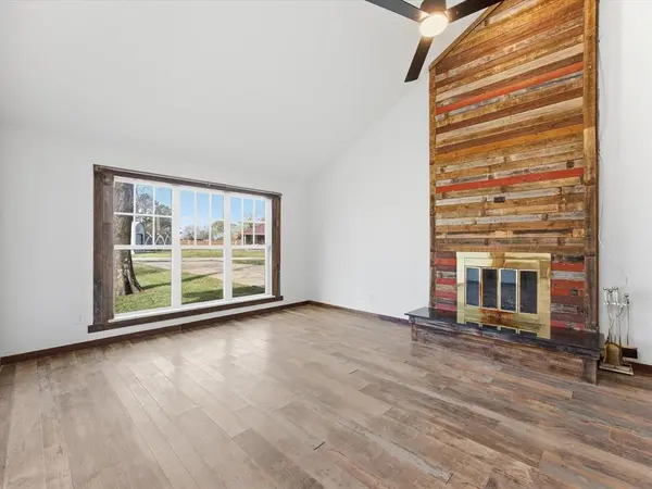 116 County Road 1559, Alba, TX 75410