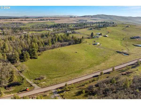 Sevenmile Hill RD, Mosier, OR 97040