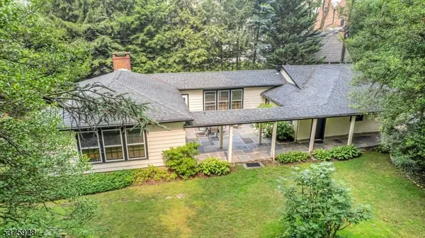 82 Winsor Pl, Glen Ridge Boro Twp., NJ 07028