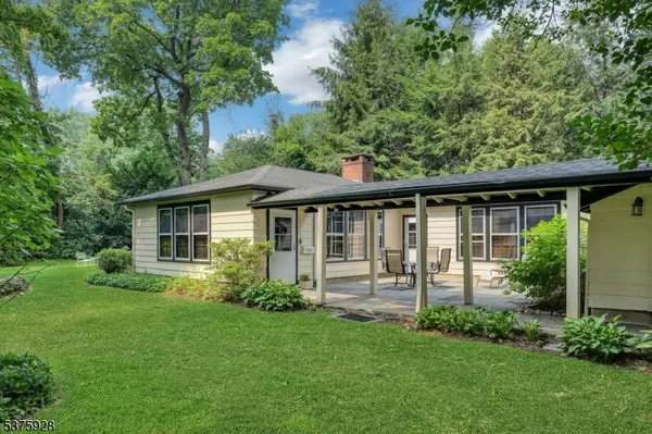 82 Winsor Pl, Glen Ridge Boro Twp., NJ 07028