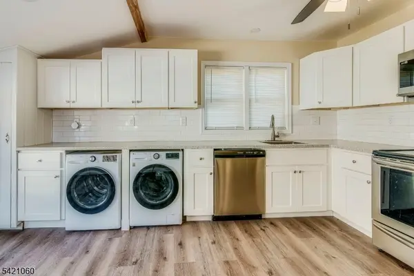 34 Mason Ave, Newton Town, NJ 07860