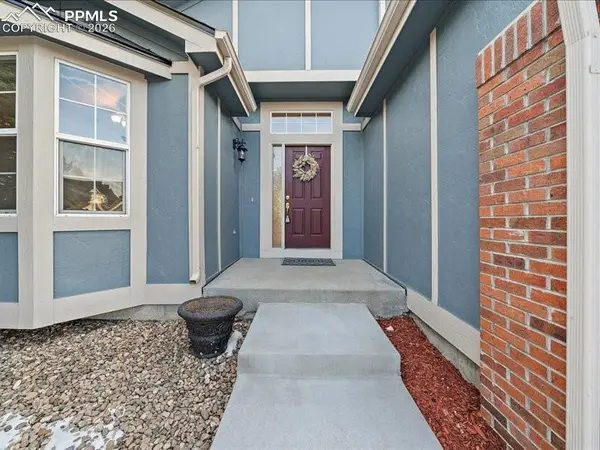 1388 Rosemary DR, Castle Rock, CO 80109