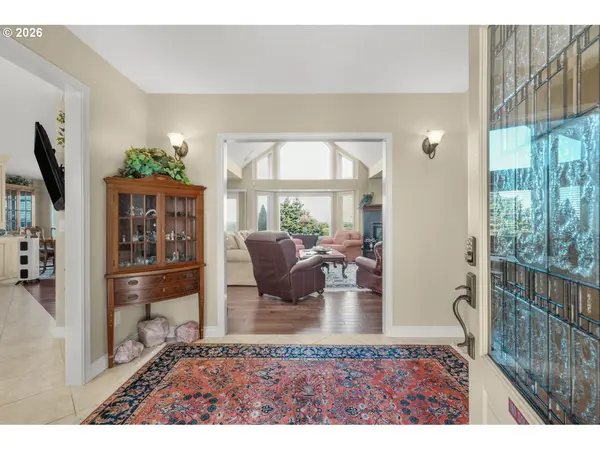 5918 CRYSTAL CT SE, Salem, OR 97306