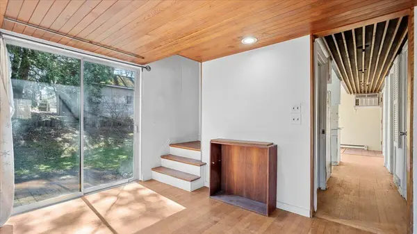 1307 Lutz AVE, Ann Arbor, MI 48103