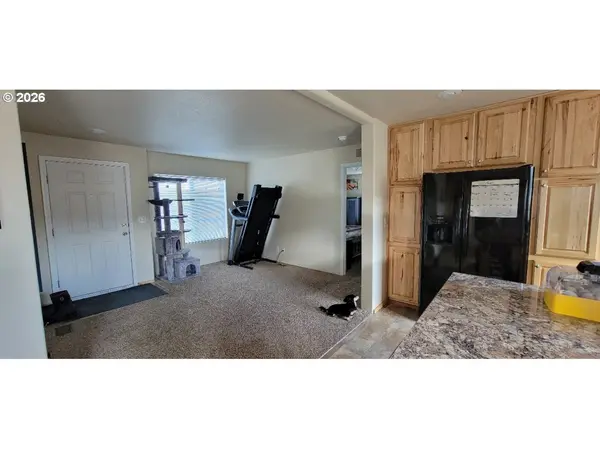 70724 BEAR CREEK RD, Wallowa, OR 97885