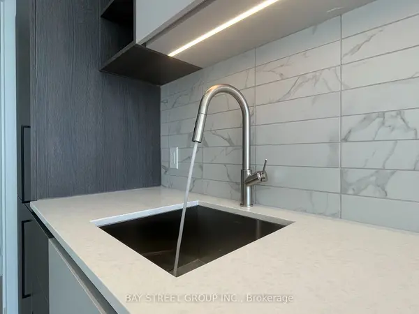 55 Mercer ST #2515, Toronto C01, ON M5V 0W4