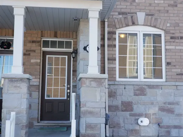 105 Jolly WAY, Toronto E04, ON M1P 0E2