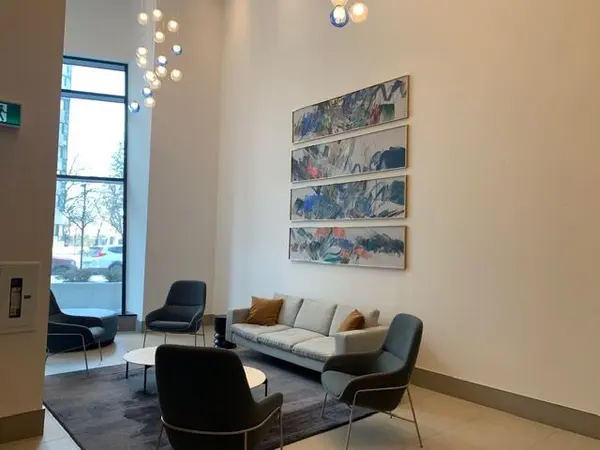 430 Square One DR #PH 05, Mississauga, ON L5B 0R6