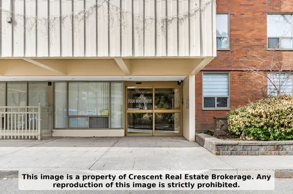 9 Four Winds DR SW #710, Toronto W05, ON M3J 2S8