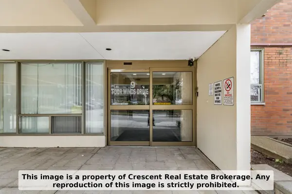 9 Four Winds DR SW #710, Toronto W05, ON M3J 2S8