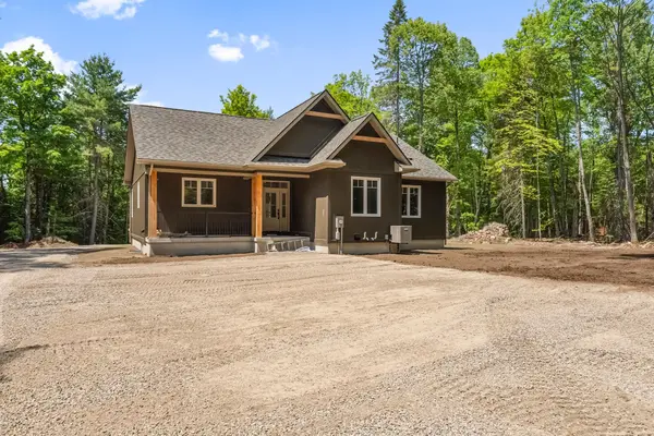 747 Lakewoods DR, Madawaska Valley, ON K0J 1B0