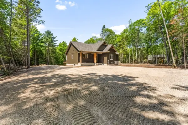 747 Lakewoods DR, Madawaska Valley, ON K0J 1B0