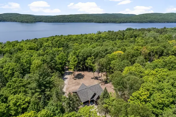 747 Lakewoods DR, Madawaska Valley, ON K0J 1B0