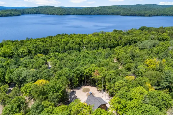 743 Lakewoods DR, Madawaska Valley, ON K0J 1B0