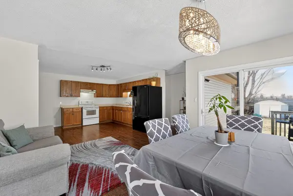 42 Eleanor ST, West Perth, ON N0K 1N0