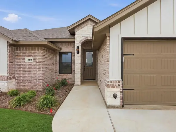 1360 Oleander Drive, Tolar, TX 76476