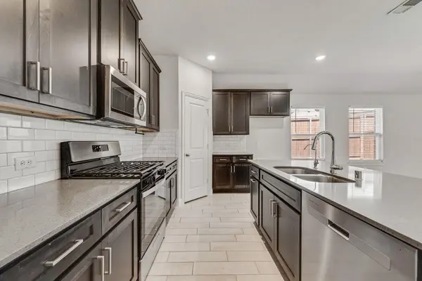 512 Tartane Drive, Anna, TX 75409