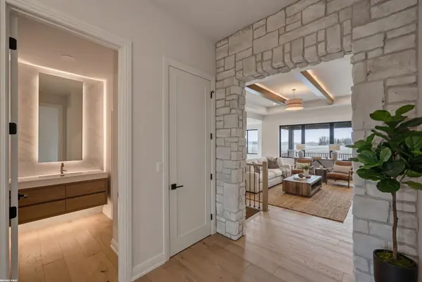 17492 Gilmore RD, Armada Twp, MI 48005