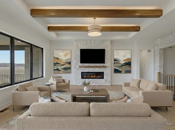 17492 Gilmore RD, Armada Twp, MI 48005