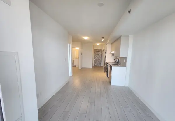 3200 Dakota Common N/A #B304, Burlington, ON L7M 2A7