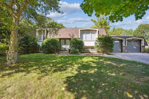 25 Bannisdale WAY, Hamilton, ON L0R 1H2