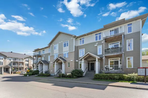 289 Everest Private #B, Elmvale Acres And Area, ON K1G 4E3