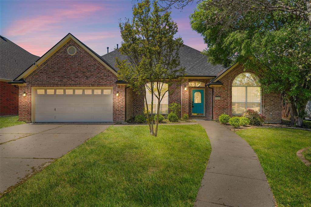 1115 Brook Arbor Drive, Mansfield, TX 76063