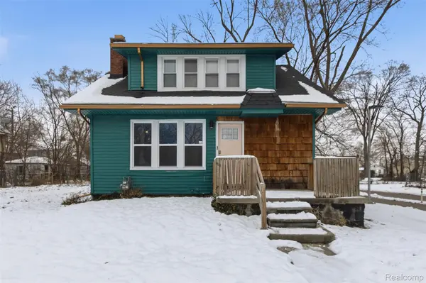 16800 Santa Rosa DR, Detroit, MI 48221