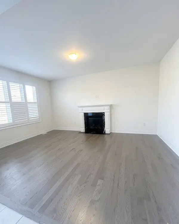 93 Wamsley CRES, Clarington, ON L1B 1G9