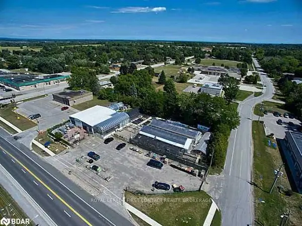 7935 Yonge ST, Innisfil, ON L9S 1L1