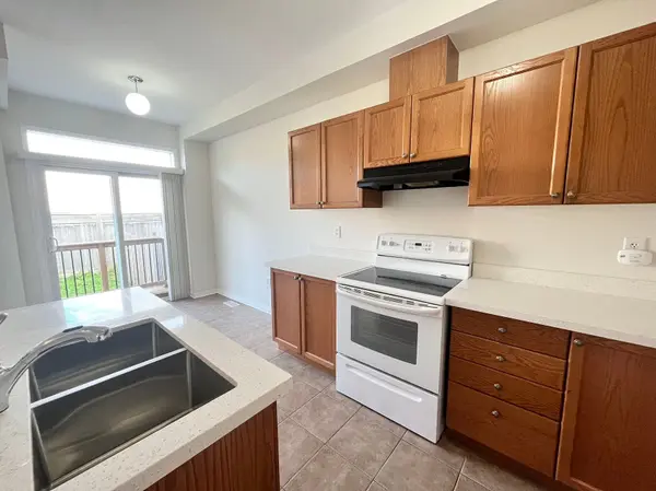 2299 Stone Glen CRES, Oakville, ON L6M 0C9