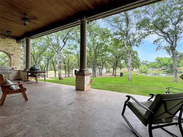 6565 Rockridge Trail, Aubrey, TX 76227