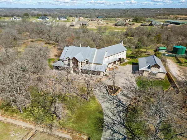 133 E Bozeman Lane, Fort Worth, TX 76108