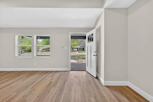 2009 W Sherman Street, Paris, TX 75460