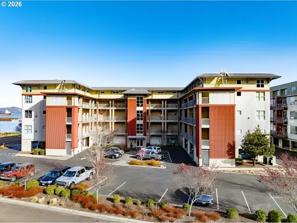 3930 ABBEY LN #304A, Astoria, OR 97103