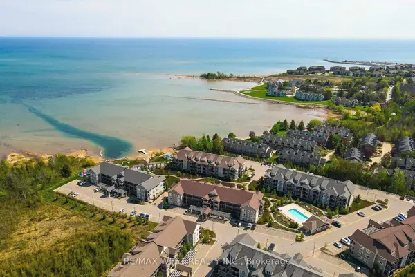 5 Anchorage CRES #107, Collingwood, ON L9Y 0Y6