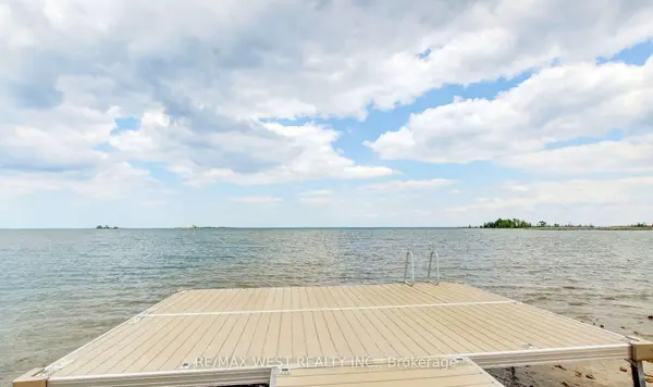 5 Anchorage CRES #107, Collingwood, ON L9Y 0Y6