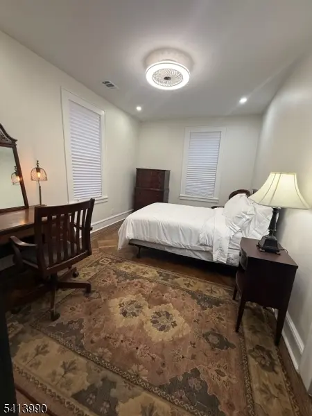 794 Lake St, Newark City, NJ 07104